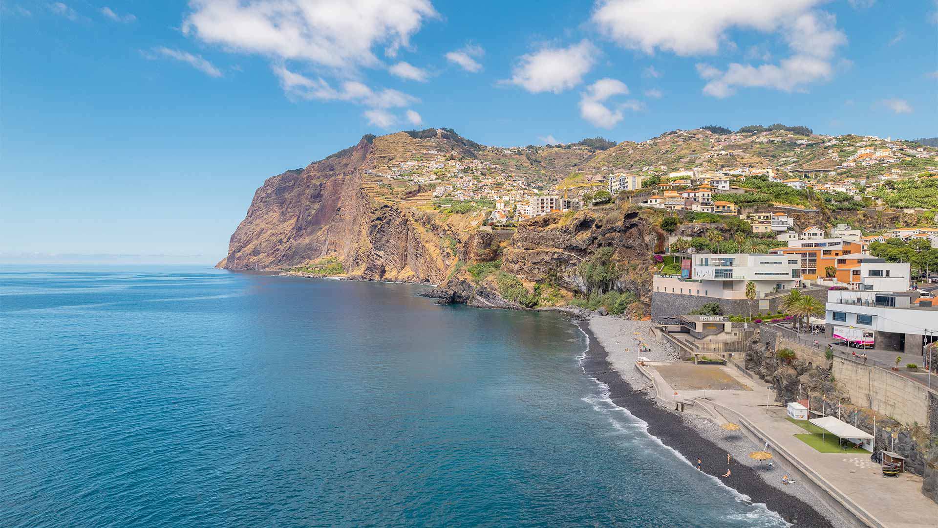 Plage de Câmara de Lobos 3
